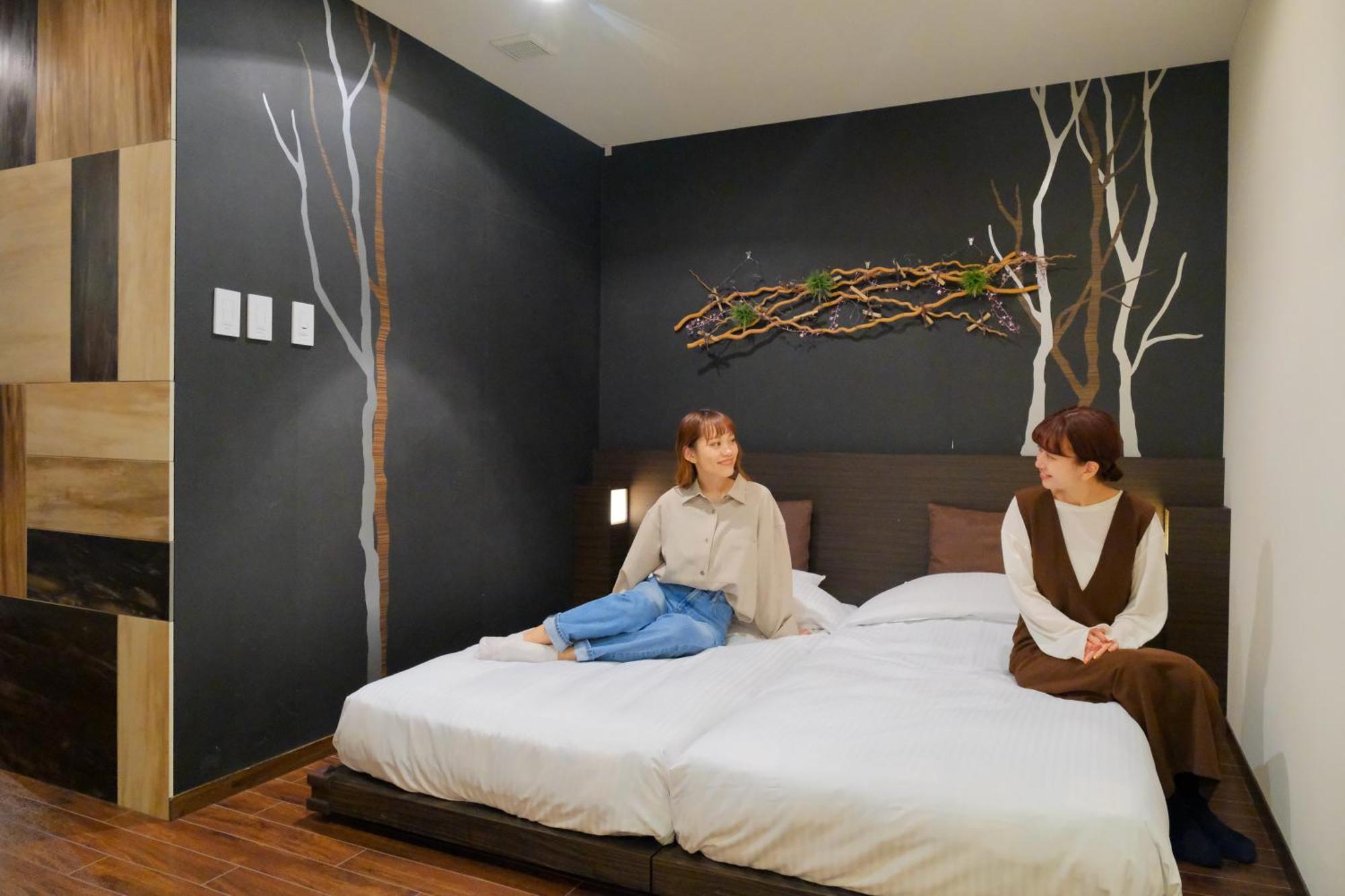 Hotel Naturwald Nakafurano Habitación foto